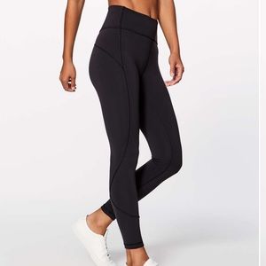 LULULEMON | In Movement Tight 25”